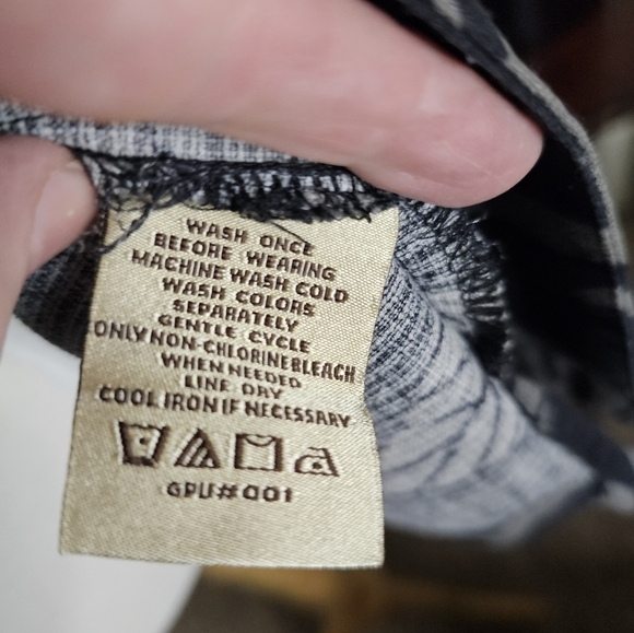 HAWAIIAN MENS SHIRT - Picture 5 of 7